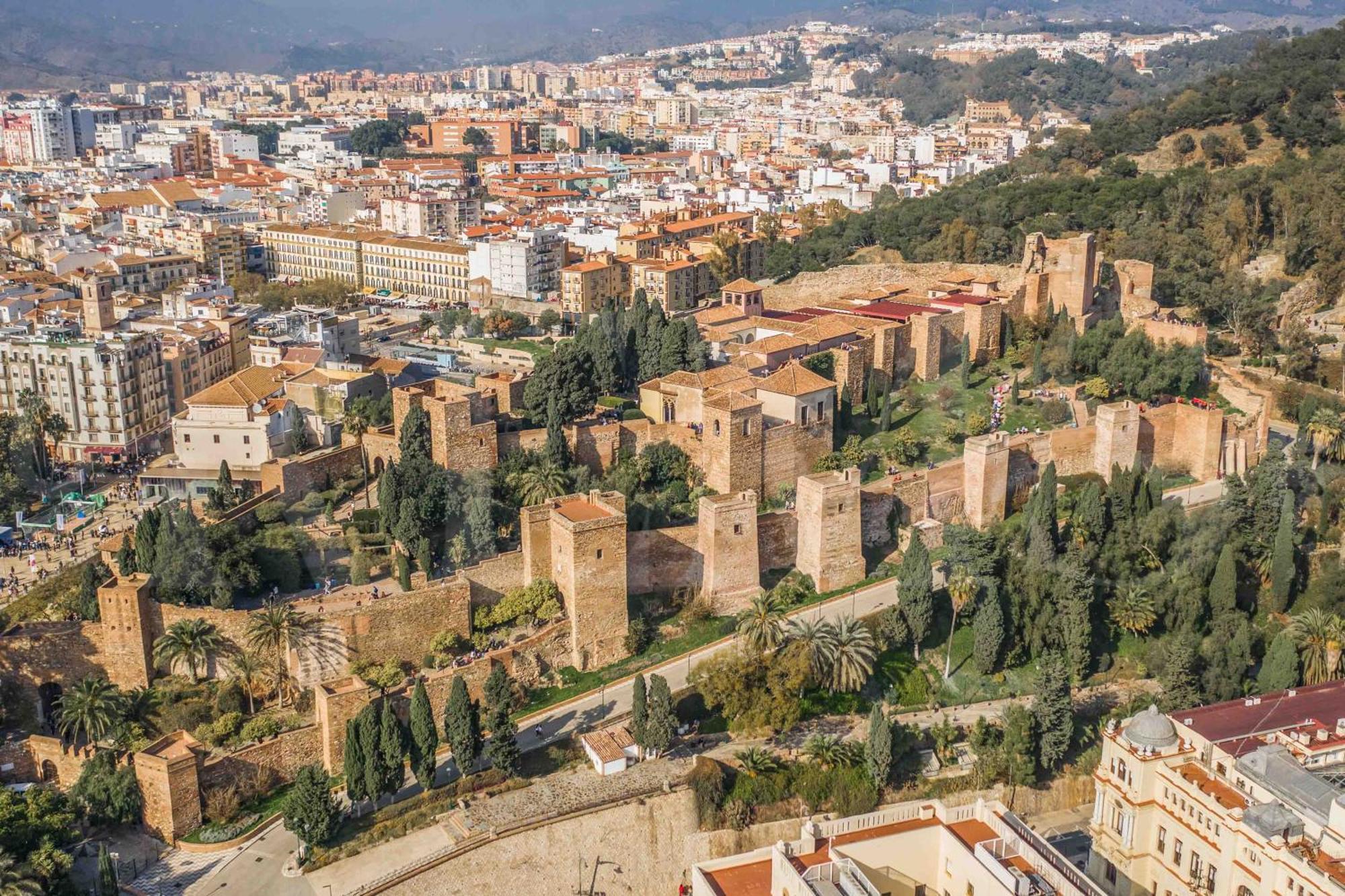 Apartment Idyllic And Spacious With Parking - Center By Rems Malaga